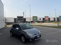 Usata Fiat Sedici Emotion 120 CV (88 kW) 2012 Grigio SUV
