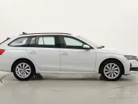 Gebraucht Skoda Octavia Selection 150 PS (110 kW) 2024 Weiß Kombi