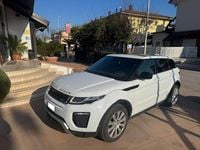 Usata Land Rover Range Rover evoque SE Dynamic 179 CV (131 kW) 2016 Bianco SUV