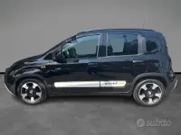 Nuova Fiat Panda Cross Cross 69 CV (50 kW) 2026 Nero / pastello Utilitaria