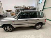 Usata Mitsubishi Pajero 129 CV (94 kW) 2001 Argento SUV