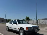 Usata Mercedes 190 122 CV (89 kW) 1986 Bianco Berlina