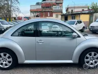 Usata VW New Beetle 105 CV (77 kW) 2006 Grigio Utilitaria