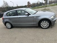 Usata BMW 118 143 CV (105 kW) 2010 Grigio Utilitaria