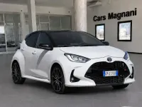 Usata Toyota Yaris Hybrid Sport 92 CV (67 kW) 2023 Bianco Berlina