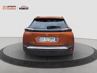 Usata Peugeot e-2008 Allure 100 kW (136 CV) 2021 Orange fusion SUV