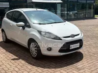 Usata Ford Fiesta Titanium 70 CV (51 kW) 2011 Grigio Utilitaria