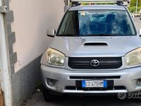 Usata Toyota RAV4 Sol 116 CV (85 kW) 2005 Grigio SUV