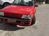 Usata Peugeot 205 83 CV (61 kW) 1992 Rosso Berlina