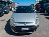 Usata Fiat Punto Evo Active 69 CV (50 kW) 2011 Grigio Utilitaria