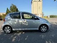 Usata Toyota Aygo 68 CV (50 kW) 2006 Grigio Utilitaria