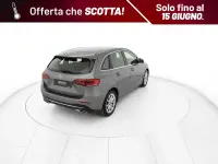 Usata Mercedes B200 150 CV (110 kW) 2020 Grigio Utilitaria