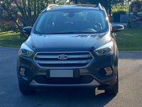 Begagnad Ford Kuga 2017 Grå SUV