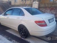 Usata Mercedes C320 224 CV (164 kW) 2008 Bianco Berlina