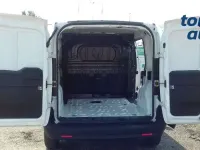 Usata Fiat Doblò 105 CV (77 kW) 2023 Bianco Monovolume