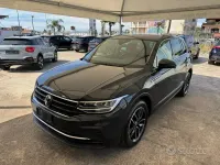 Usata VW Tiguan Elegance 150 CV (110 kW) 2022 Grigio SUV