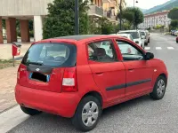 Usata Kia Picanto Spirit 61 CV (44 kW) 2006 Rosso Utilitaria