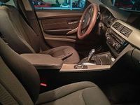 Usata BMW 318 Advantage 150 CV (110 kW) 2016 Bianco Station wagon