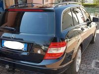 Usata Mercedes C200 136 CV (100 kW) 2010 Nero Station wagon
