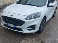 Usata Ford Kuga ST-Line X 120 CV (88 kW) 2022 Bianco SUV