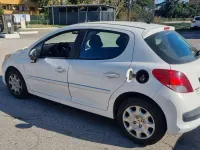 Usata Peugeot 207 73 CV (53 kW) 2013 Bianco Berlina