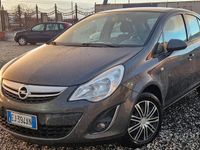 Usata Opel Corsa Cosmo 130 CV (95 kW) 2011 Grigio Utilitaria