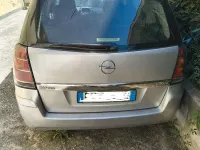 Usata Opel Zafira 120 CV (88 kW) 2007 Grigio Monovolume
