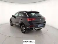 Usata VW T-Roc Style 150 CV (110 kW) 2023 Nero metallizzato SUV