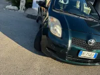 Usata Toyota Yaris Sol 90 CV (66 kW) 2006 Verde Berlina