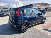 Usata Fiat Panda Sport 69 CV (50 kW) 2021 Blu/azzurro Berlina