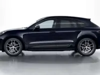 Usata Porsche Macan 265 CV (194 kW) 2023 Blu notte metallizzato SUV