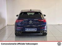 Usata VW Golf VIII R-line 150 CV (110 kW) 2024 Azzurro Utilitaria