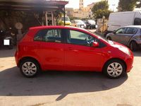Usata Toyota Yaris Sol 87 CV (63 kW) 2007 Rosso Berlina