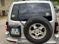 Usata Mitsubishi Pajero 115 CV (84 kW) 2002 Grigio SUV