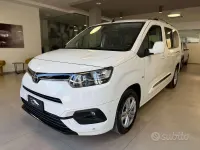 Usata Toyota Proace City City 131 CV (96 kW) 2021 Bianco Monovolume