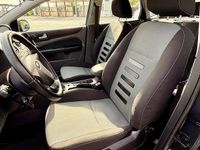 Usata Ford Focus Titanium 110 CV (80 kW) 2011 Grigio Berlina