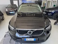 Usata Volvo XC40 Momentum 149 CV (109 kW) 2018 Nero SUV