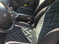 Usata Lancia Ypsilon 69 CV (50 kW) 2017 Utilitaria
