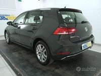Usata VW Golf VII Highline 110 CV (80 kW) 2018 Grigio metallizzato Berlina