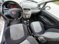 Usata Fiat Grande Punto 90 CV (66 kW) 2009 Bianco Utilitaria