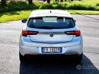 Usata Opel Astra Innovation 150 CV (110 kW) 2019 Grigio Berlina
