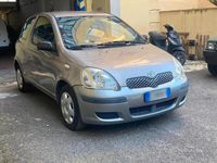 Usata Toyota Yaris 68 CV (50 kW) 2003 Beige Utilitaria
