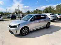 Usata Opel Corsa 101 CV (74 kW) 2025 Argento Utilitaria