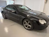 Usata Mercedes SL500 Sport Edition 245 CV (180 kW) 2004 Nero Cabrio