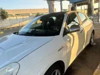 Usata Alfa Romeo Giulietta 105 CV (77 kW) 2012 Bianco Utilitaria