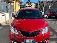 Gebraucht Lancia Ypsilon Gold 69 PS (50 kW) 2017 Rot Kleinwagen