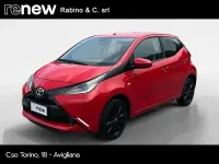 Usata Toyota Aygo X-wave 69 CV (50 kW) 2015 Rosso Utilitaria