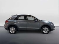 Usata VW T-Roc Life 110 CV (80 kW) 2023 Indium grey metallizzato nero SUV