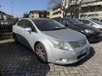 Usata Toyota Avensis Executive 150 CV (110 kW) 2009 Argento Berlina