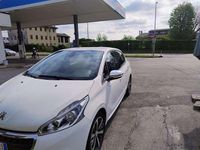 Usata Peugeot 208 Allure 75 CV (55 kW) 2017 Utilitaria